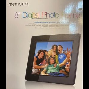 Memorex 8” Digital Photo Frame + Adapters
